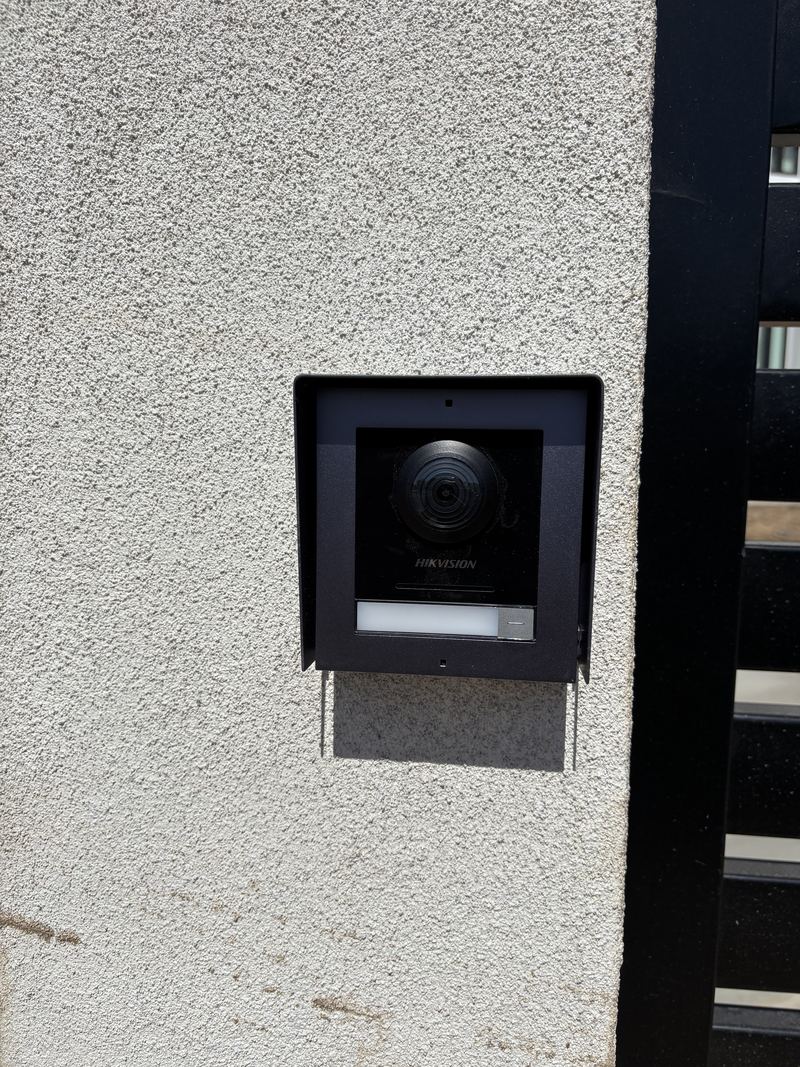 Access control keypad and intercom